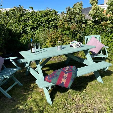 ホーリーヘッド Craig Avad Bed & Breakfast エクステリア 写真