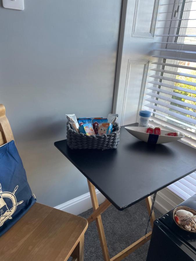 ホーリーヘッド Craig Avad Bed & Breakfast エクステリア 写真