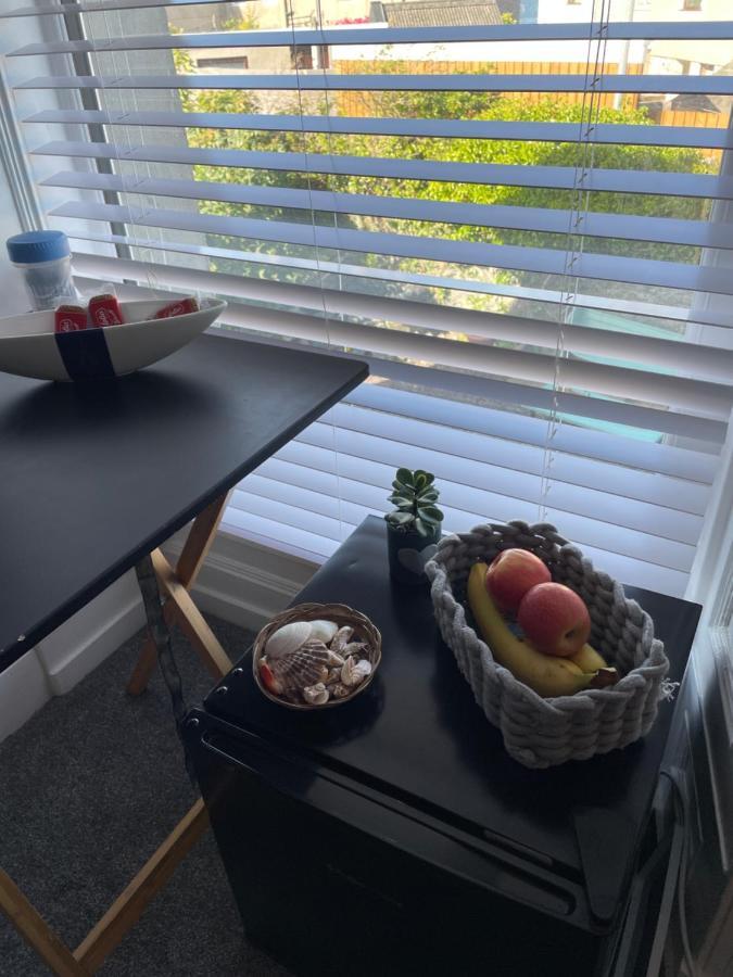 ホーリーヘッド Craig Avad Bed & Breakfast エクステリア 写真